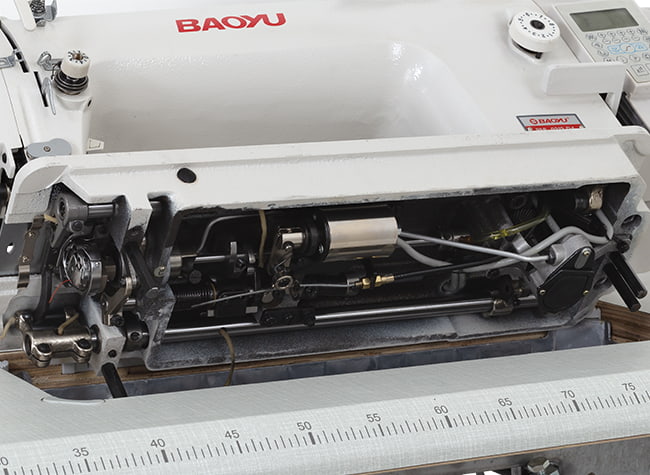 Змащення швейної машини Baoyu BML-0313-D4